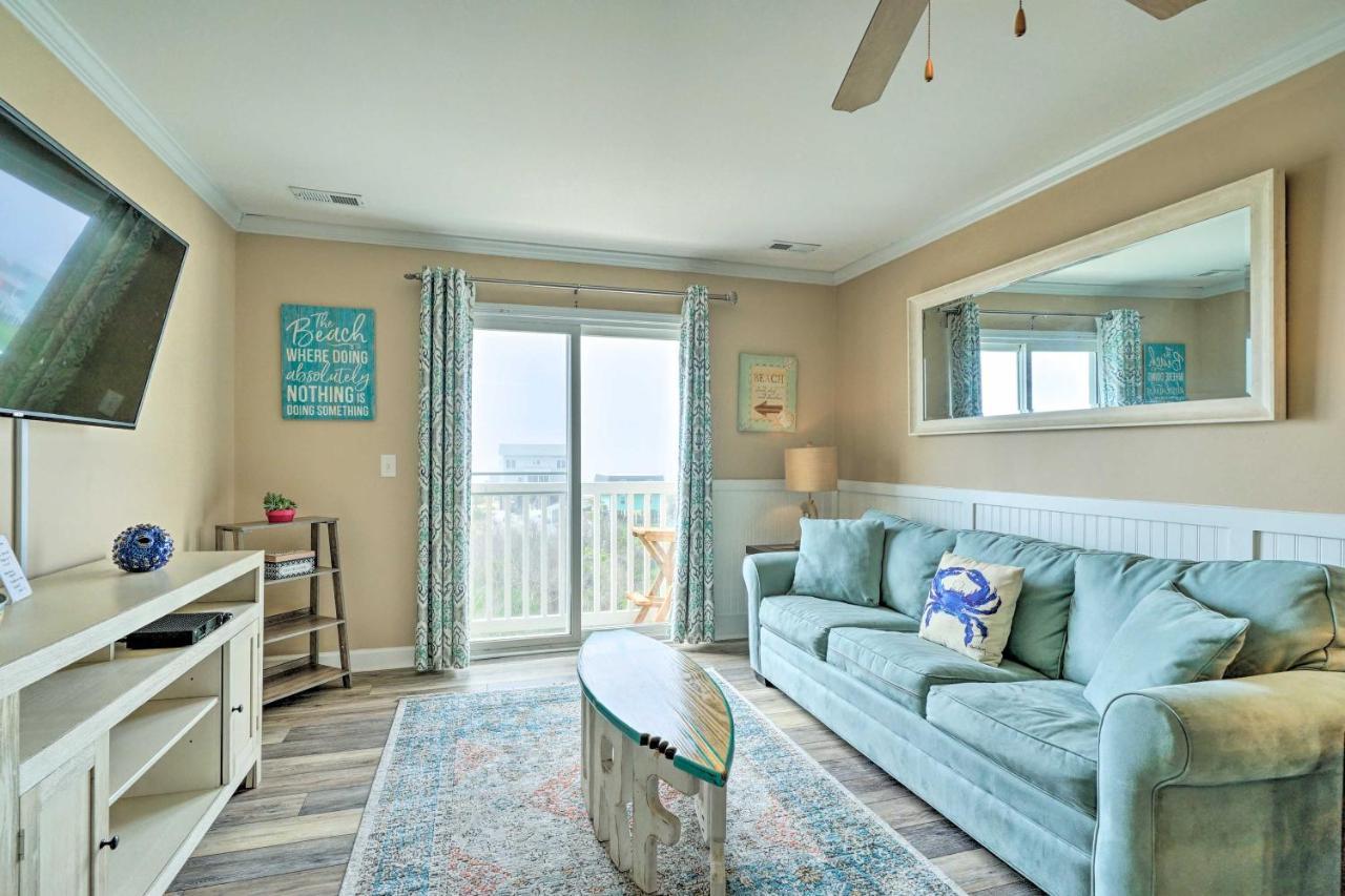 Ocean-View Oak Island Condo, 1 Block To Beach! Kültér fotó