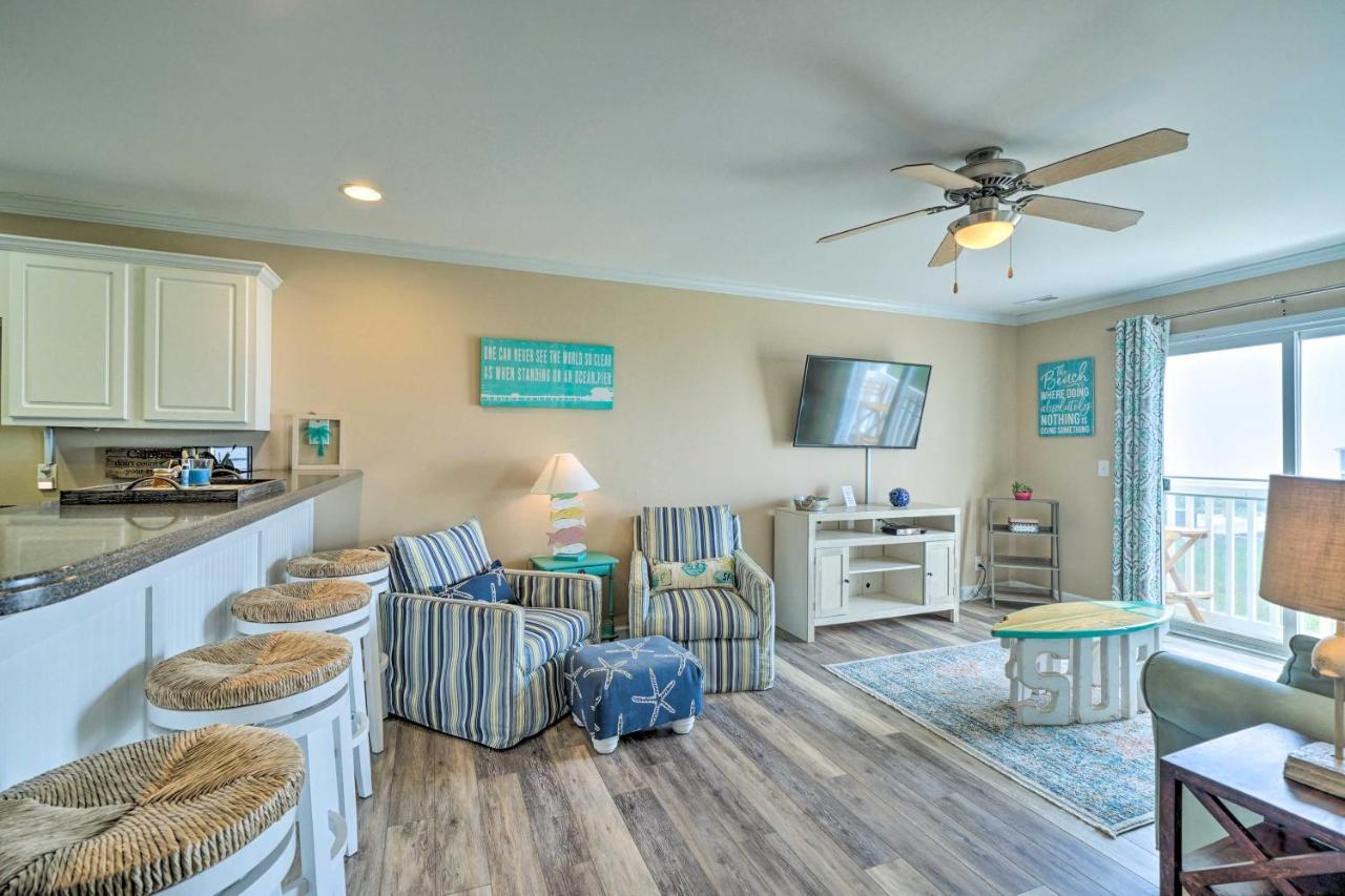 Ocean-View Oak Island Condo, 1 Block To Beach! Kültér fotó